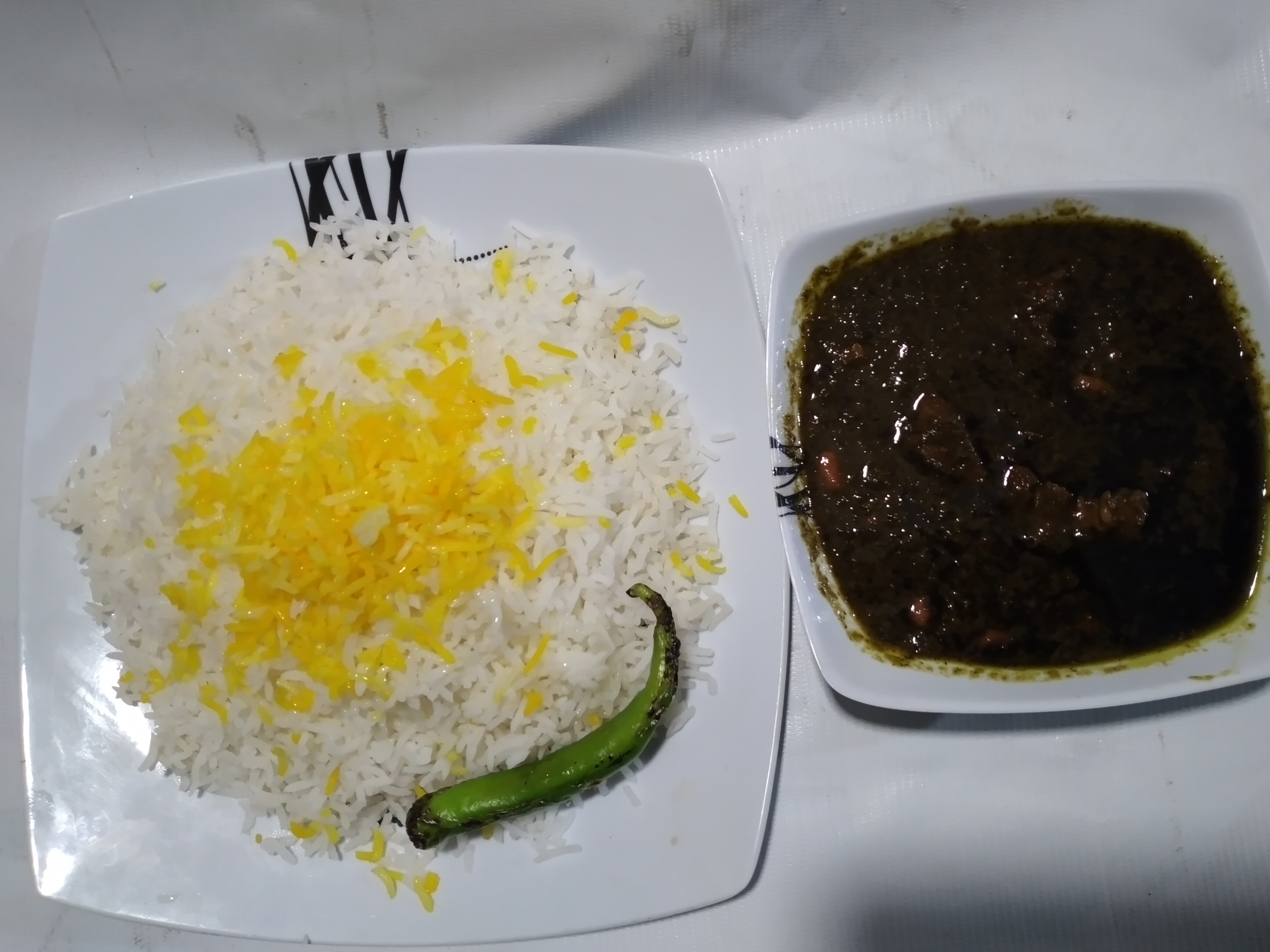 چلو خورشت قورمه سبزی