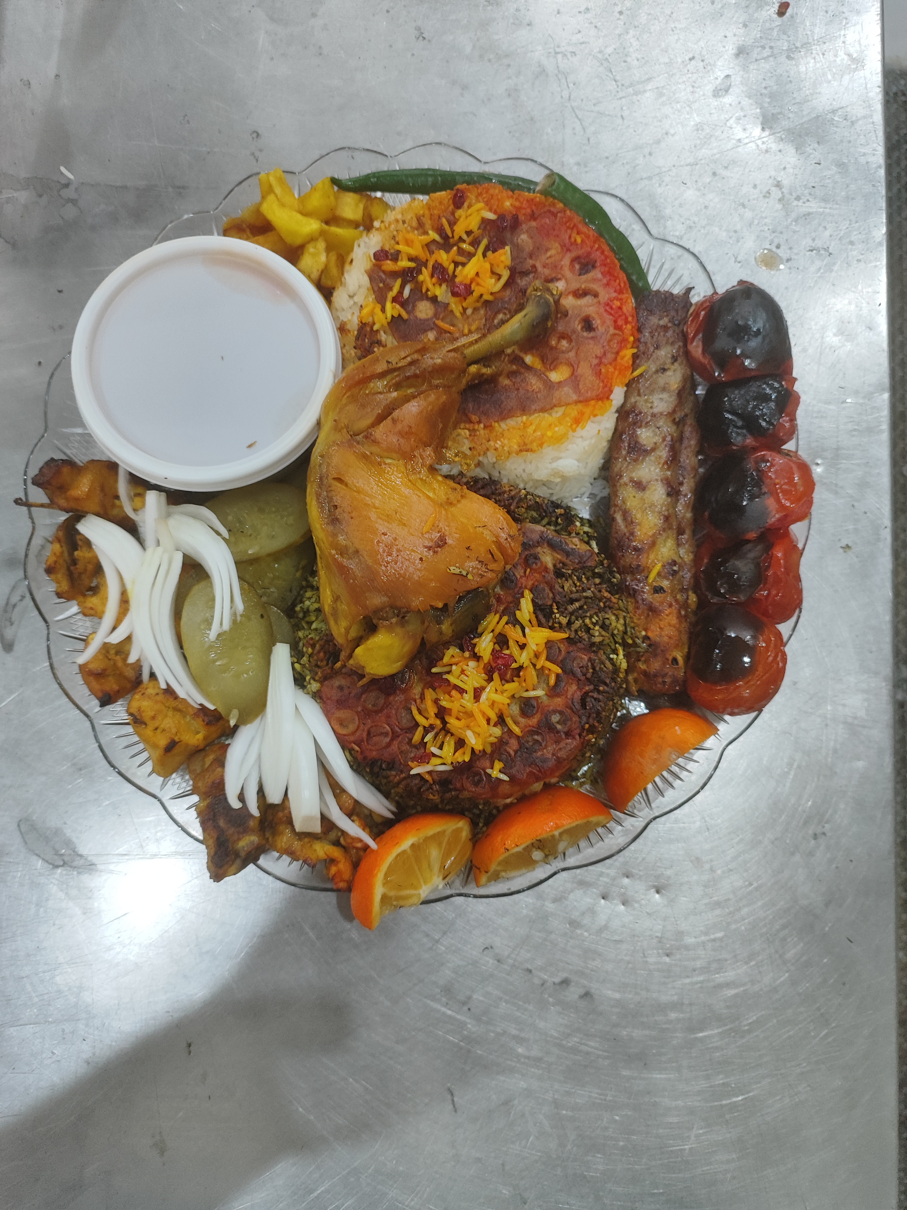 سینی کباب ۵ نفره مخصوص دِلوین 