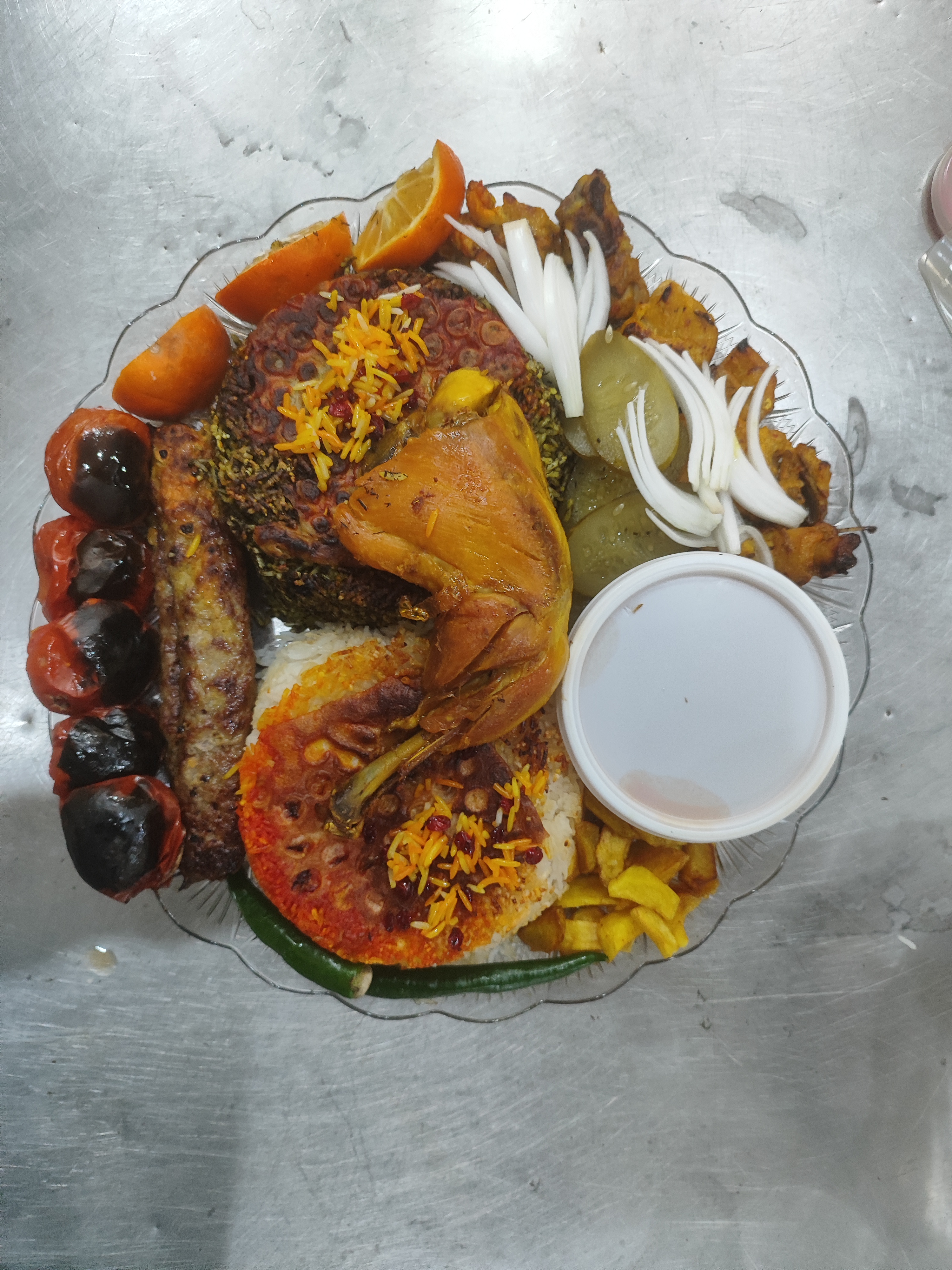 سینی  کباب چهار نفره مخصوص دِلوین