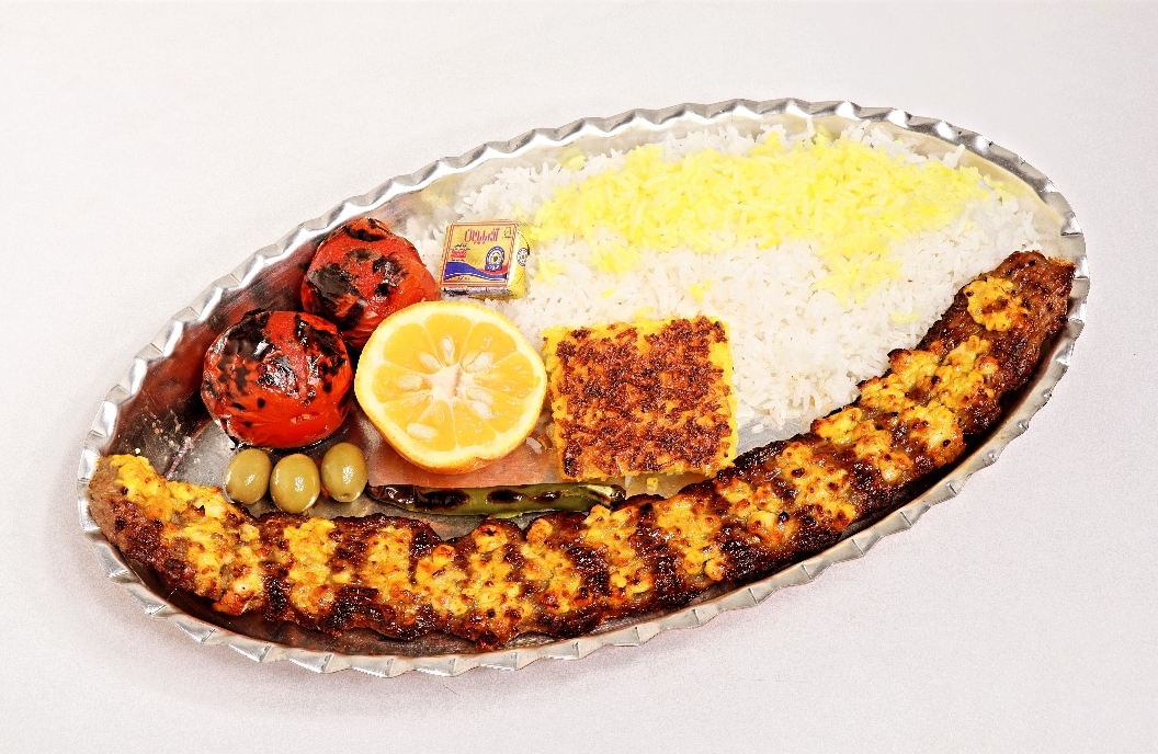 چلو کباب لقمه نگین دار