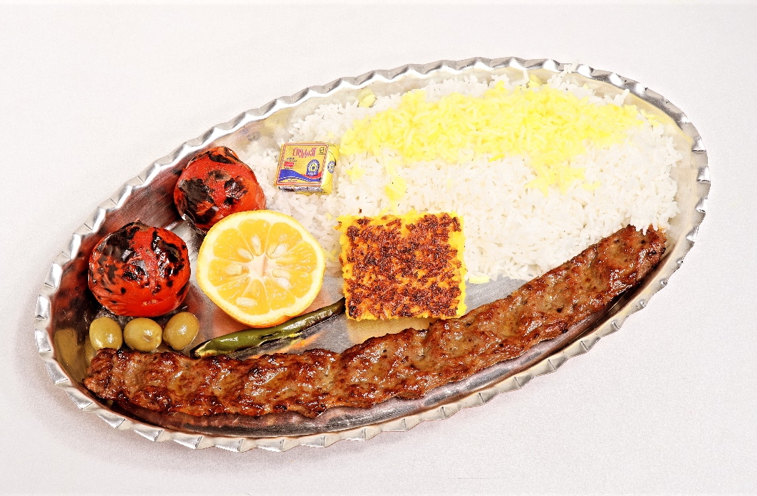 چلو کباب کوبیده (تک سیخ)