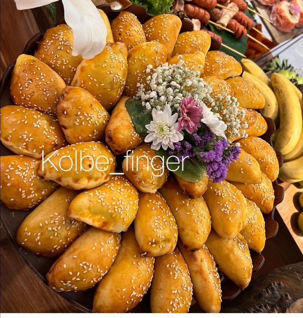 پیراشکی گوشت و قارچ