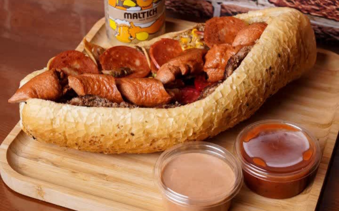 هات برگر (برگر+هات داگ )